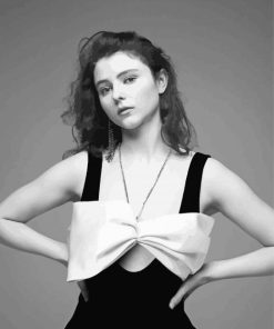 Black And White New Zealand Actress Thomasin McKenzie Diamond Paintings