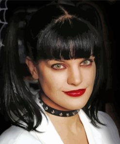 Pauley Perrette NCIS Character Diamond Paintings